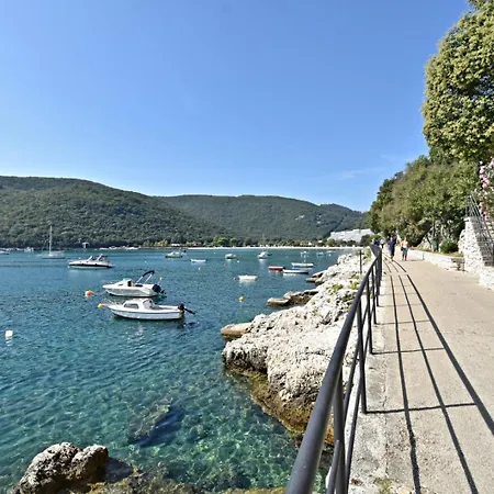 Sunset Apartment - Sea View & Parking Rabac