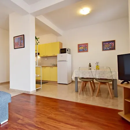 Sunset Apartment - Sea View & Parking Rabac