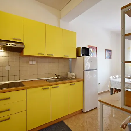 Sunset Apartment - Sea View & Parking