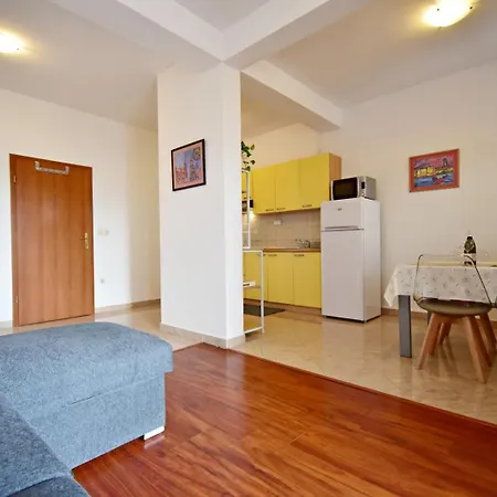 Sunset Apartment - Sea View & Parking Διαμέρισμα