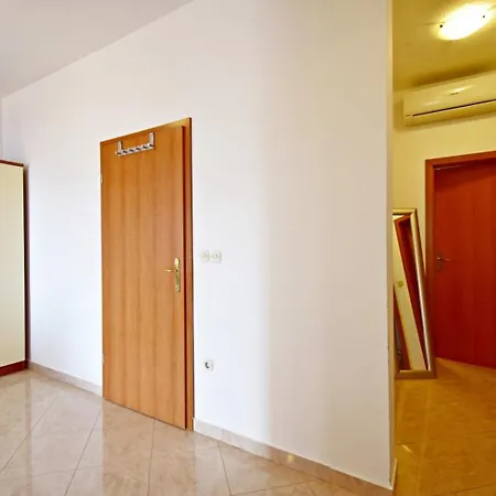 Διαμέρισμα Sunset Apartment - Sea View & Parking